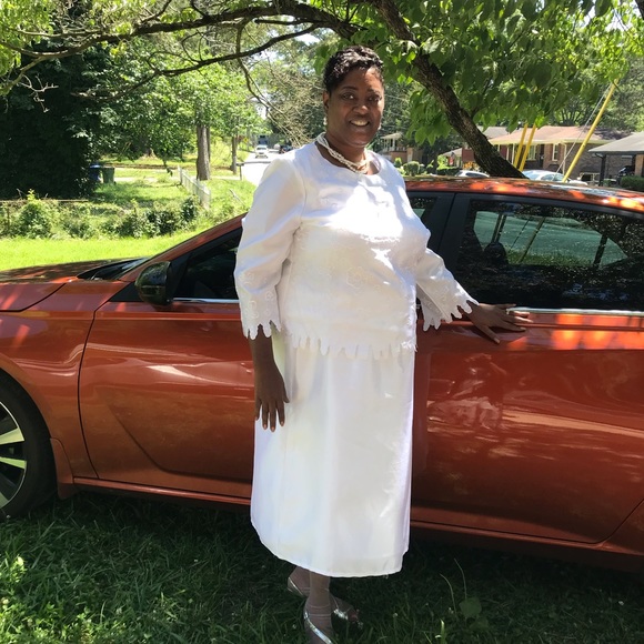 Meet your Posher, Lisa - Picture 1 of 1